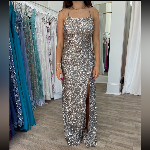 SCALA prom dress worn once size 6 - Picture 3 of 5